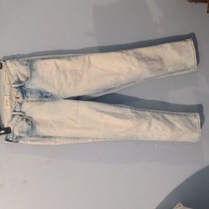 Light Wash Jessica Simpson Size 27 Jeans